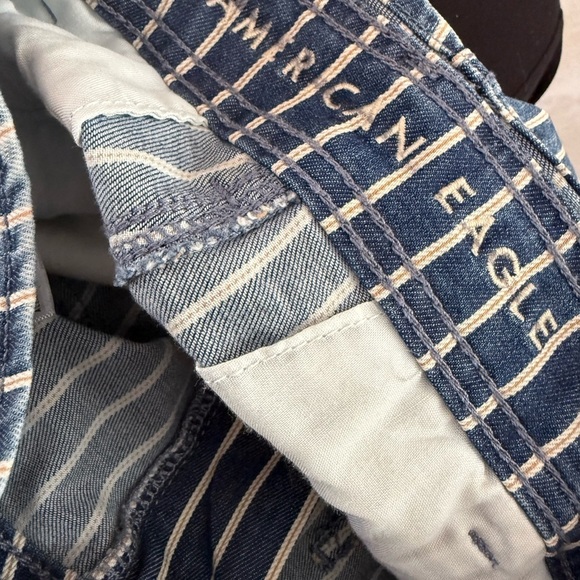 AE Highest Waist Striped Denim Mom Shorts Size 00 - Picture 4 of 5